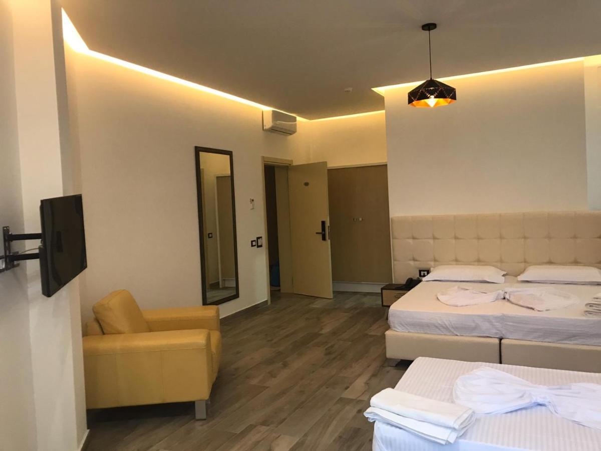 Mille Amici Hotel Shëngjin Dış mekan fotoğraf