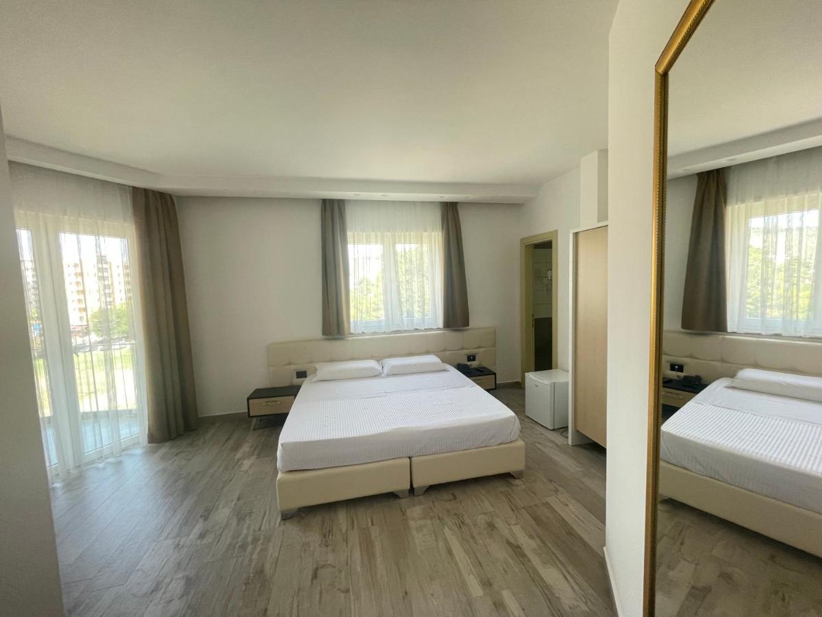 Mille Amici Hotel Shëngjin Dış mekan fotoğraf